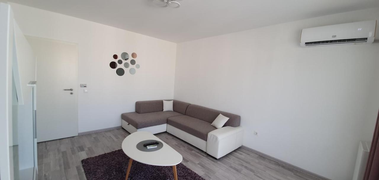 Avantgarden King Apart Brasov Exterior photo